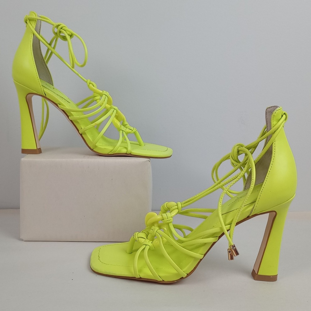 Jessica Simpson Womens 6 Neon Yellow Lace Up Strappy Chain Heel Achaia Sandals